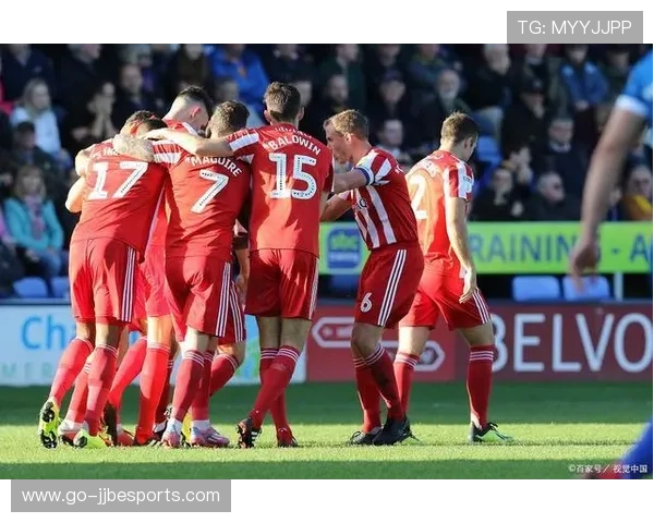 桑德兰库杜斯伤退，热刺锋线轮换受影响