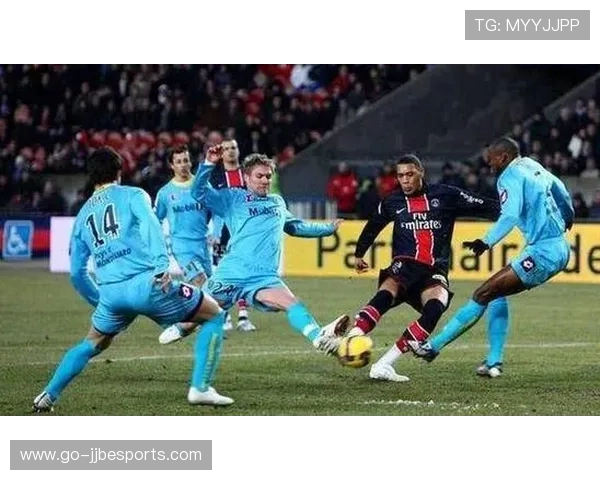 法甲升班马生存现状：巴黎FC防守韧性提升